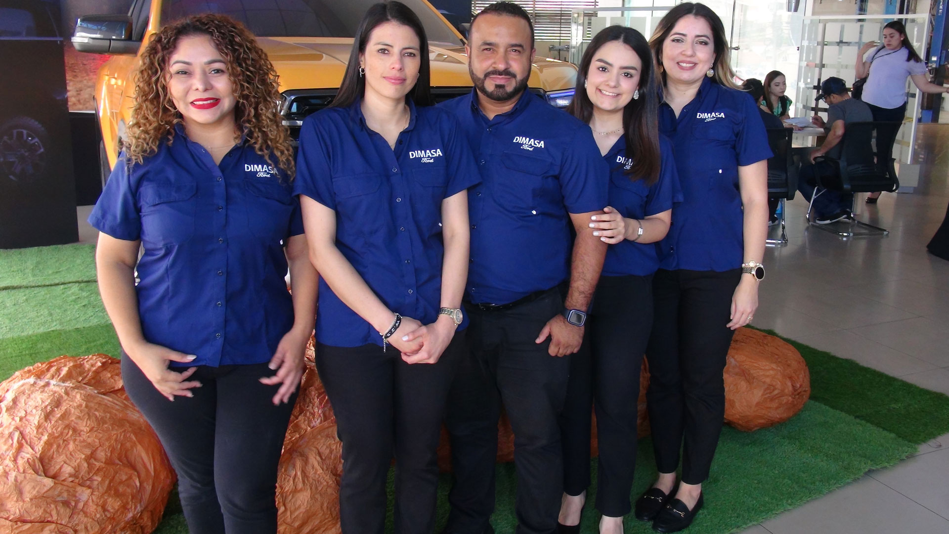 Equipo de ventas de vehiculos DIMASA FORD - www.lorenzana.live