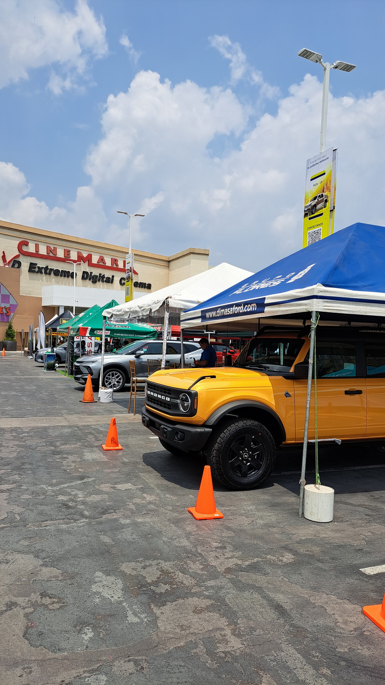 Ford-Expo-Overland-Lo-MAs-Extremo-Foto_6