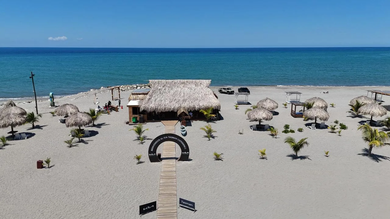 Kia Tasman Experience llega a La Ceiba, Atlantida. Christian Lorenzanan - www.lorenzana.live