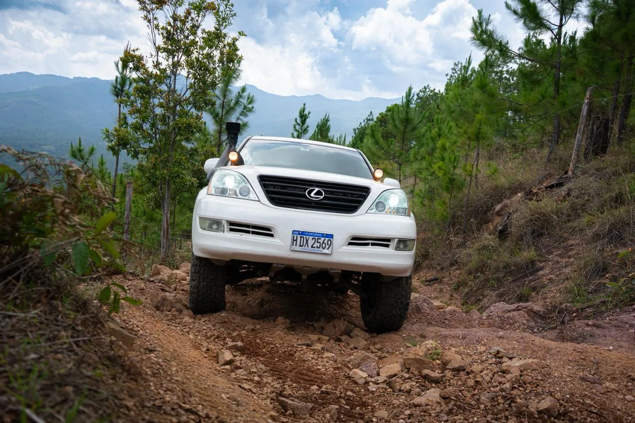 Overland Lo Más Extremo - Valle de Ángeles, Honduras - www.lorenzana.live