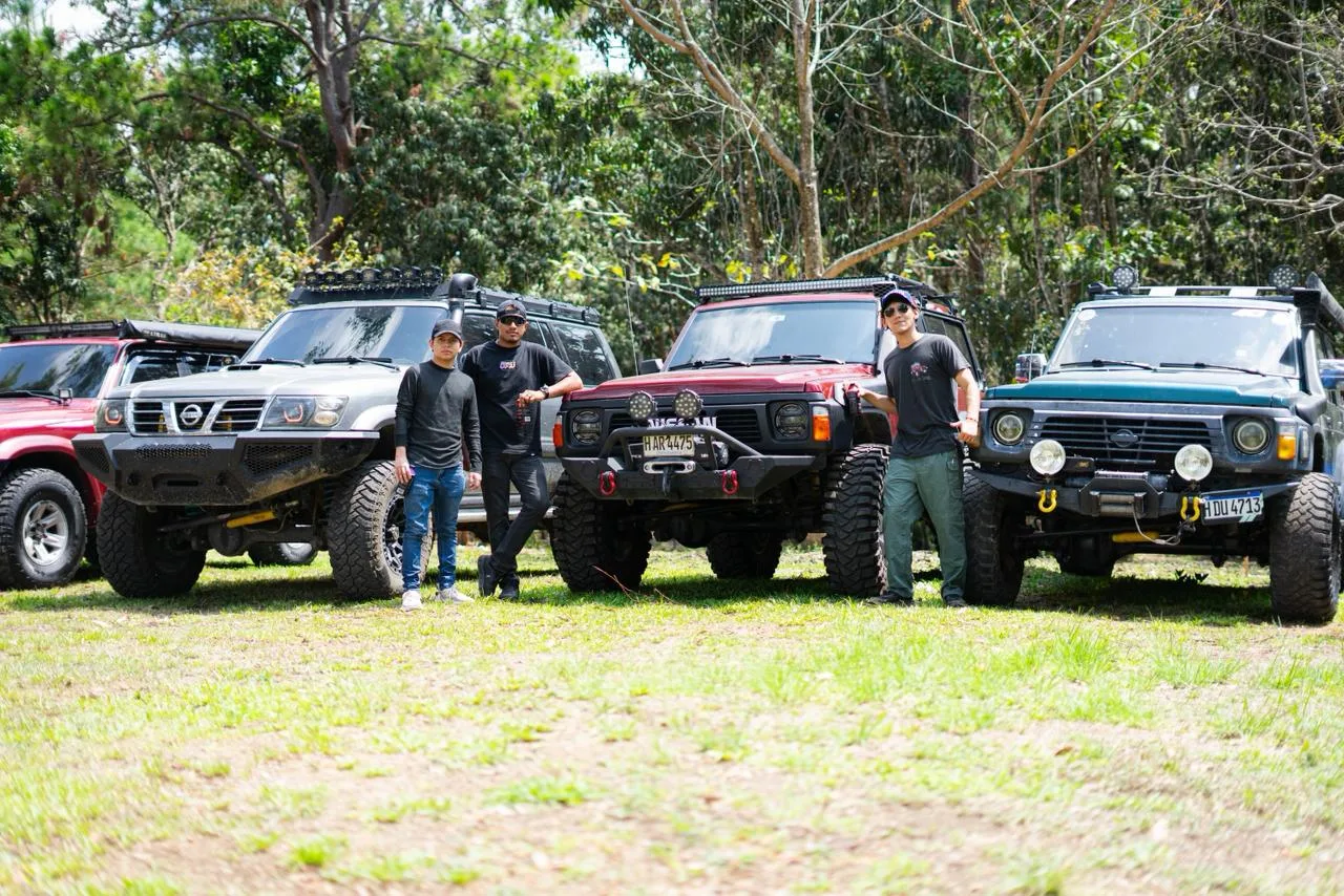 Overland Lo Más Extremo - Valle de Ángeles, Honduras - www.lorenzana.live