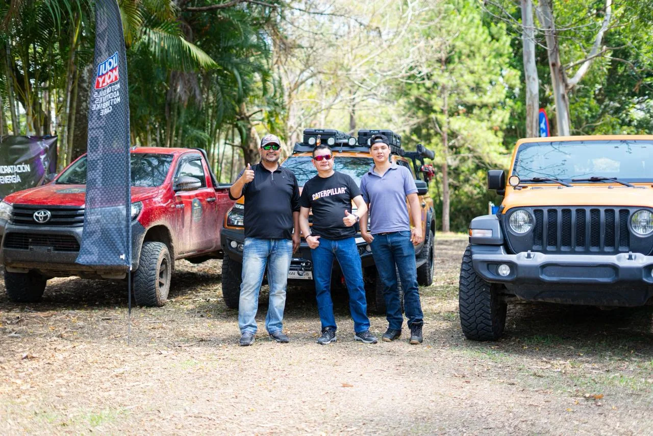 Overland Lo Más Extremo - Valle de Ángeles, Honduras - www.lorenzana.live