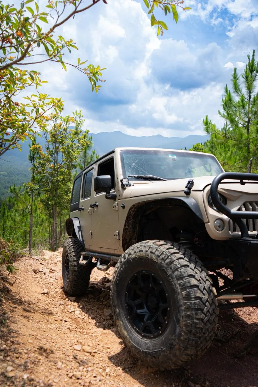 Overland Lo Más Extremo - Valle de Ángeles, Honduras - www.lorenzana.live