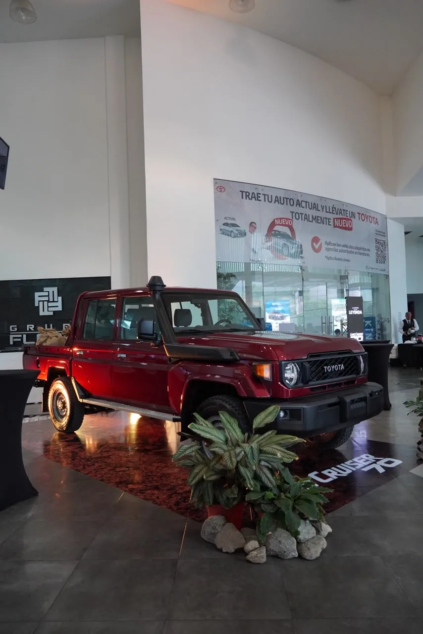La fuerza de una leyenda: Llega el nuevo Toyota Land Cruiser 70 a Honduras - www.lorenzana.live - Christian Lorenzana