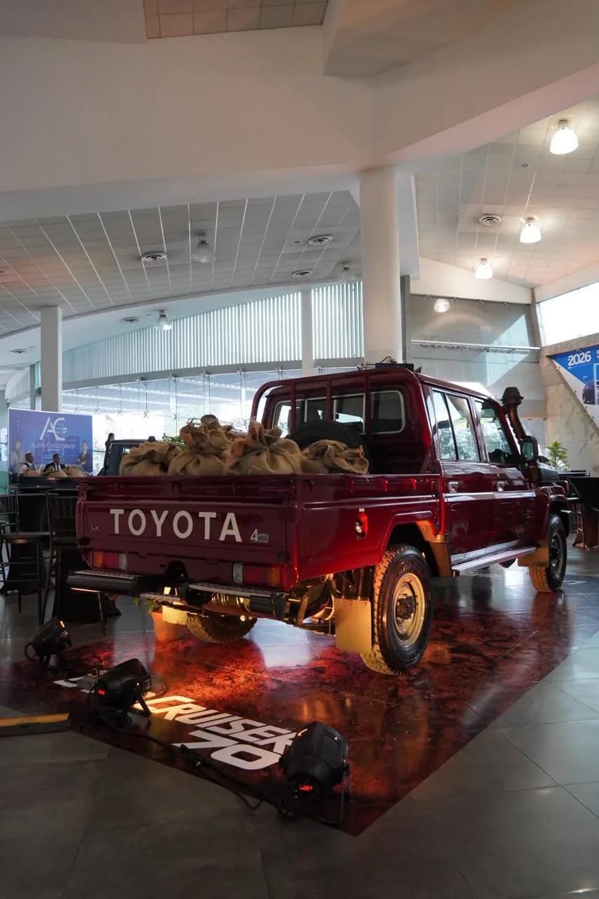 La fuerza de una leyenda: Llega el nuevo Toyota Land Cruiser 70 a Honduras - www.lorenzana.live - Christian Lorenzana